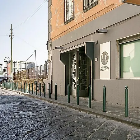 Pica Station - * Naples